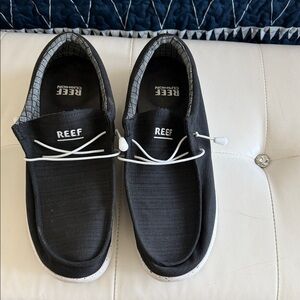Reef Men's Black Slip-On Loafers